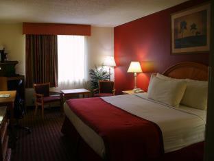 Best Western Center Inn Вирджиния Бийч Стая снимка